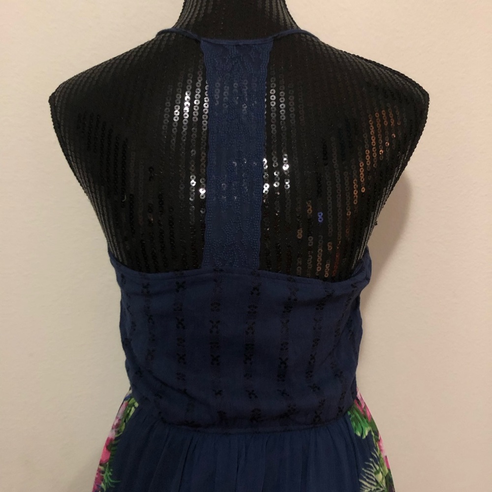 Summer dress - Picture 6 of 8